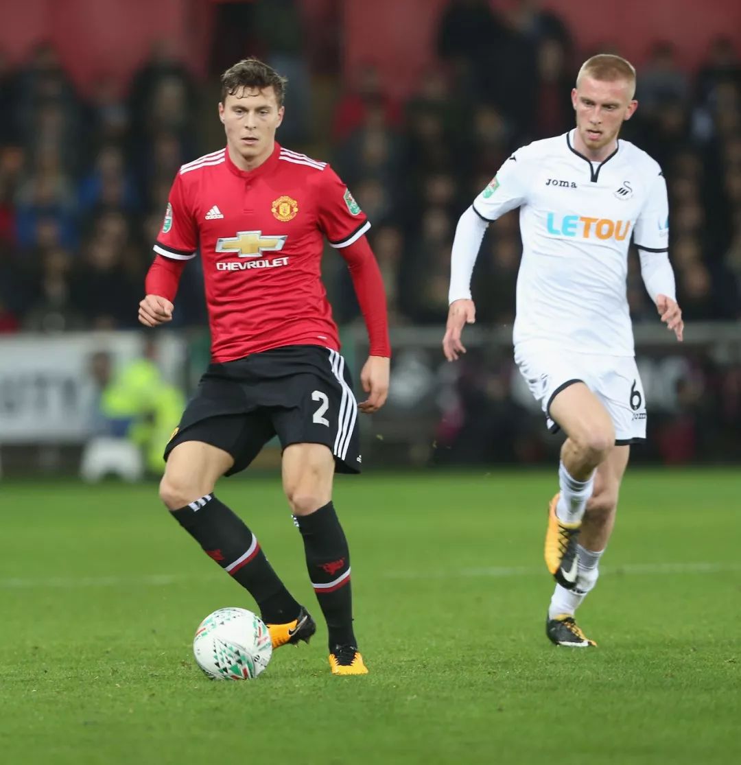 英超-努涅斯补时梅开二度 利物浦2-0布伦特福德.